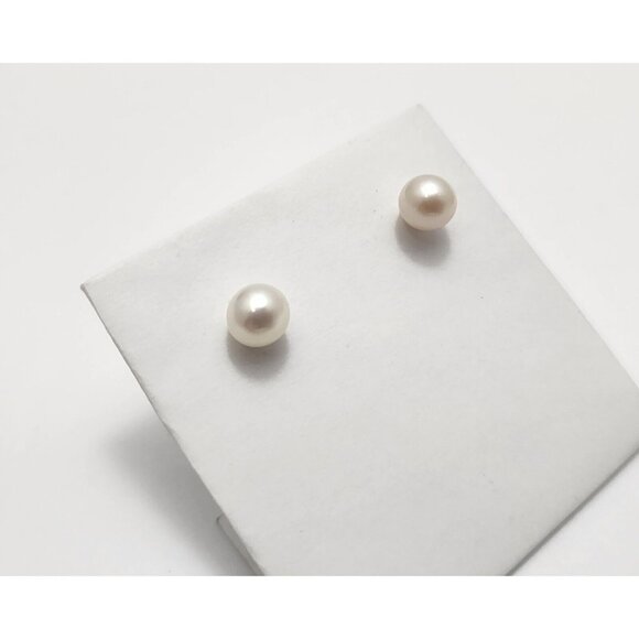 Beautiful 14K Karat Solid Yellow Gold Designer Round Pearl Stud Earrings - Picture 8 of 16